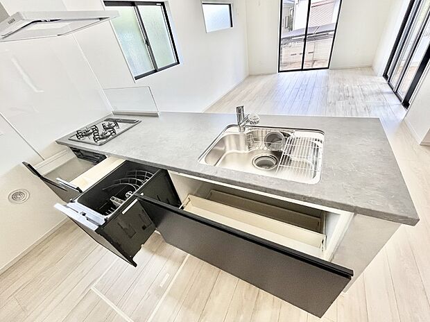 【スライド収納】使いやすさを優先したスライド式収納タイプ！