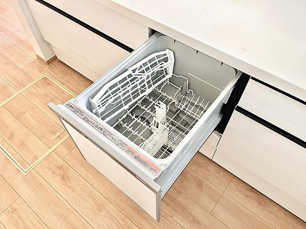 【食洗機】面倒なお片づけは食洗機にお任せ！家事の負担が減って、時間にも気持ちにもゆとりができます。