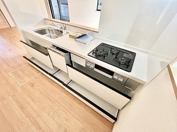 【スライド収納】使いやすさを優先したスライド式収納タイプ！