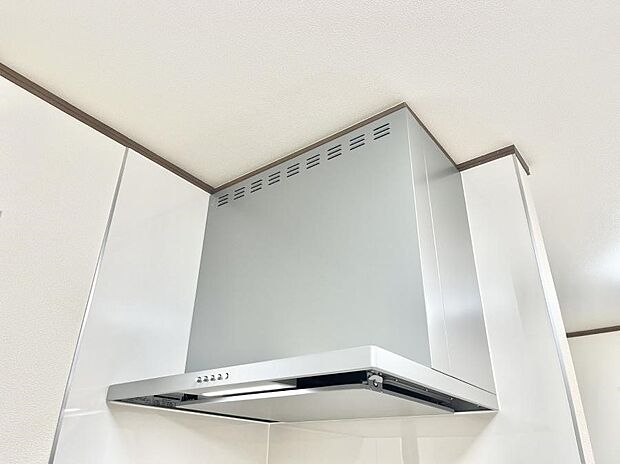 【レンジフード】基本的なお手入れはフィルターのみ!お手入れのしやすさも魅力です。