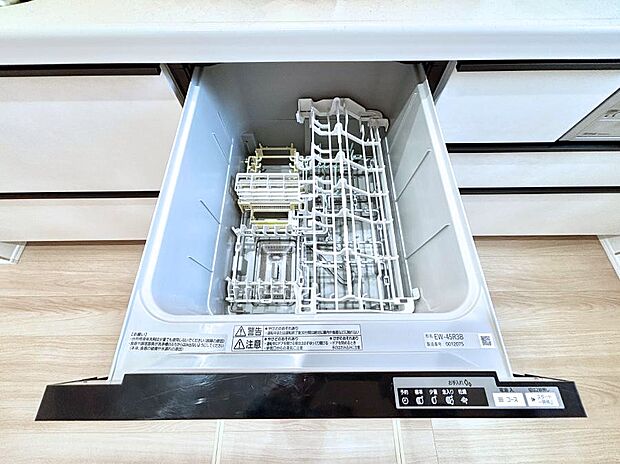 【食洗機】面倒なお片づけは食洗機にお任せ！家事の負担が減って、時間にも気持ちにもゆとりができます。