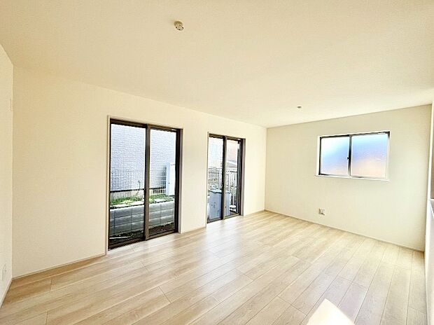 【ダイニング】家族が自然と集まる憩いのスペースになりそう