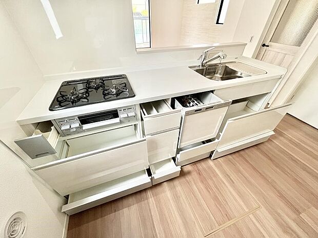 【スライド収納】使いやすさを優先したスライド式収納タイプ！