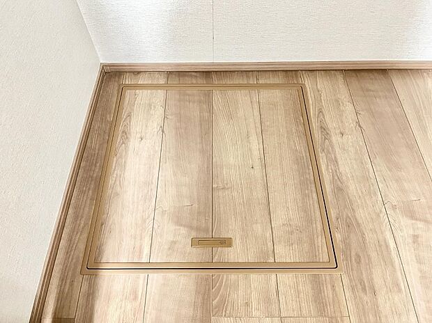 【床下収納】床下収納付き！日用品・非常用品の収納にも大活躍。