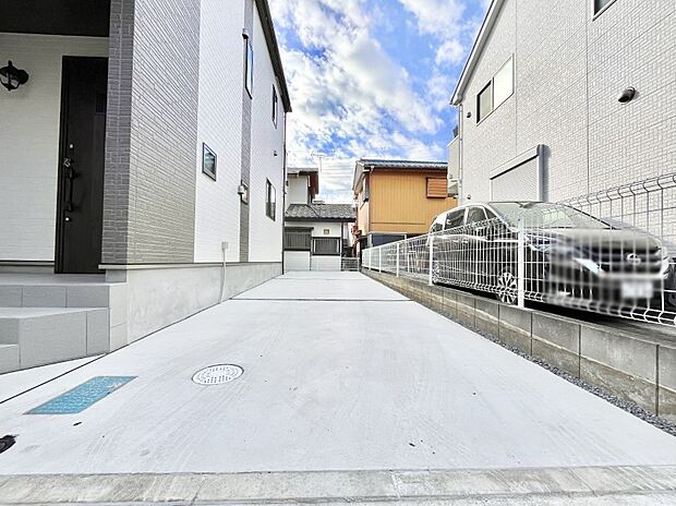 【駐車場】生活に欠かせない駐車スペース。