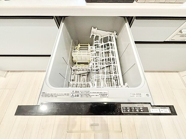 【食洗機】面倒なお片づけは食洗機にお任せ！家事の負担が減って、時間にも気持ちにもゆとりができます。