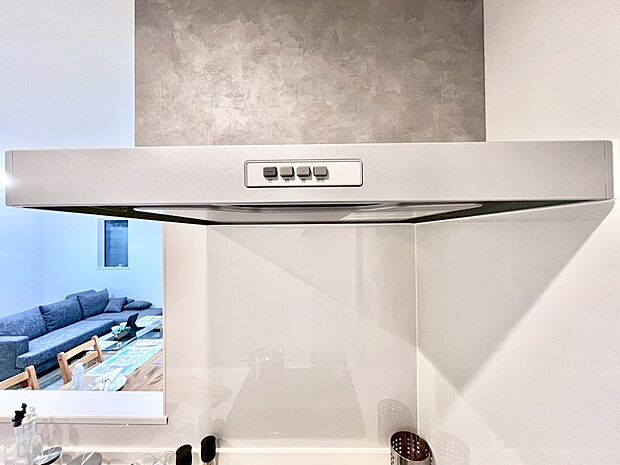 【レンジフード】基本的なお手入れはフィルターのみ!お手入れのしやすさも魅力です。