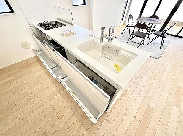 【スライド収納】使いやすさを優先したスライド式収納タイプ！