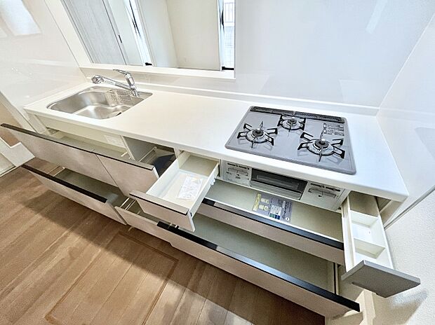 【スライド収納】使いやすさを優先したスライド式収納タイプ！