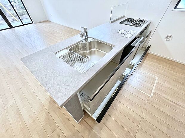 【スライド収納】使いやすさを優先したスライド式収納タイプ!