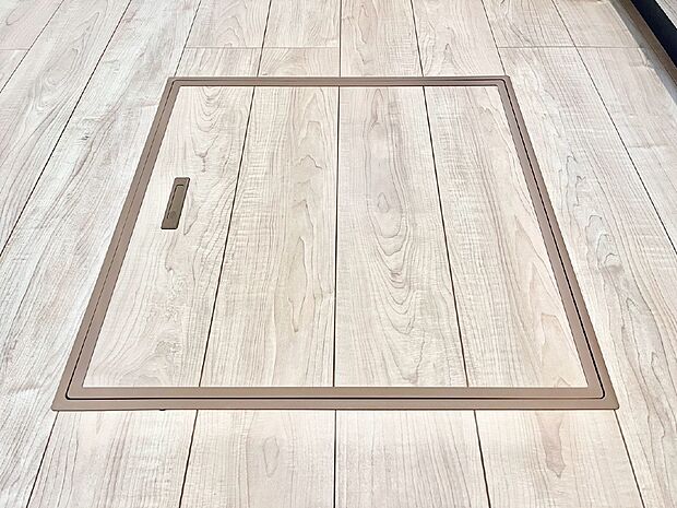 【床下収納】床下収納付き!日用品・非常用品の収納にも大活躍。