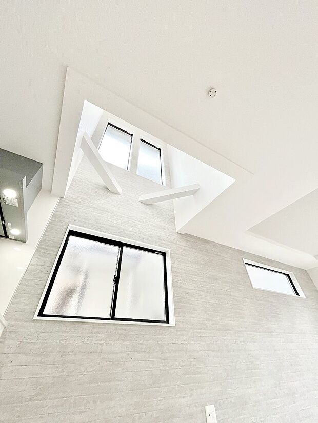 【吹抜け】開放感をもたらしてくれる吹抜け　