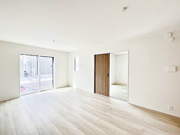 【ダイニング】家族が自然と集まる憩いのスペースになりそう　