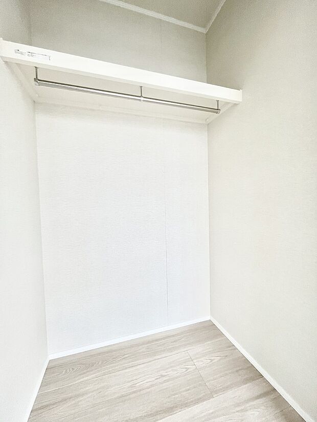 【収納】たっぷりの収納スペースで快適に暮らせそう 