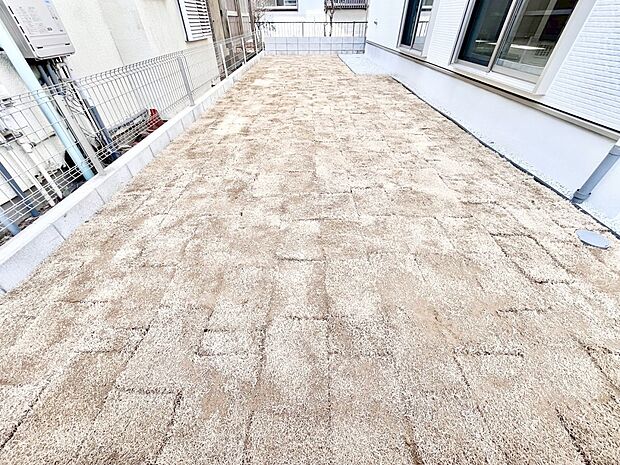 【庭】明るさたっぷりのお庭