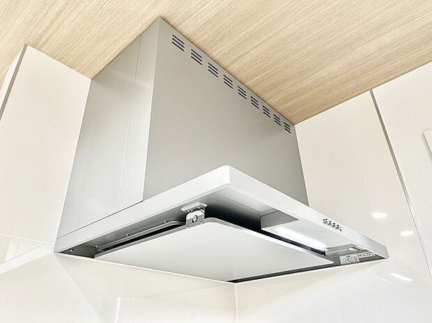 【レンジフード】基本的なお手入れはフィルターのみ！お手入れのしやすさも魅力です。