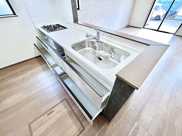 【スライド収納】使いやすさを優先したスライド式収納タイプ！