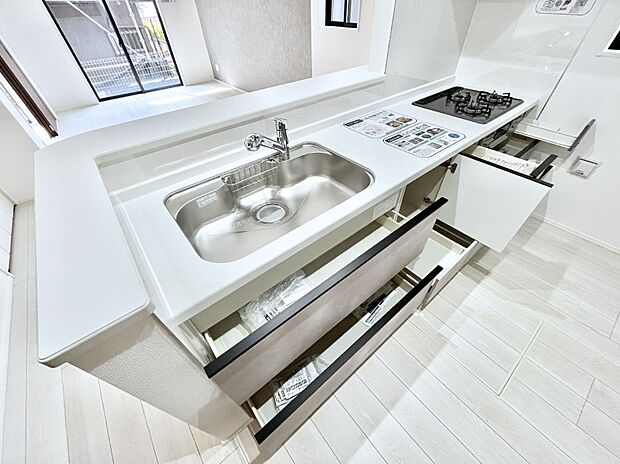 【スライド収納】使いやすさを優先したスライド式収納タイプ!