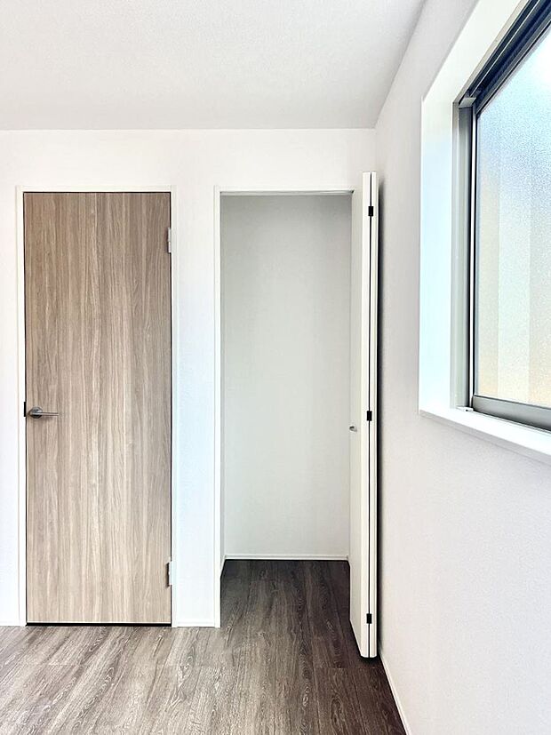 【パントリー】キッチンにはパントリー!食材のストックはもちろん、日用品の収納など使い方はいろいろ!