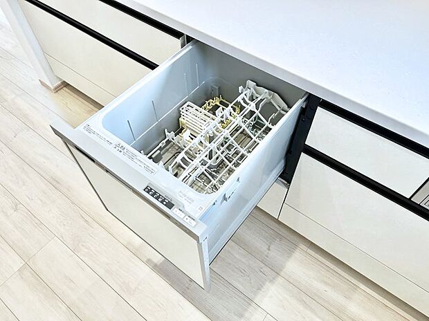 【食洗機】面倒なお片づけは食洗機にお任せ!家事の負担が減って、時間にも気持ちにもゆとりができます。