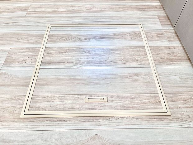 【床下収納】床下収納付き！日用品・非常用品の収納にも大活躍。