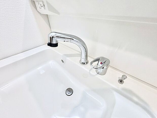 【ハンドシャワー水栓】ハンドシャワー付き！使いやすい洗面台。