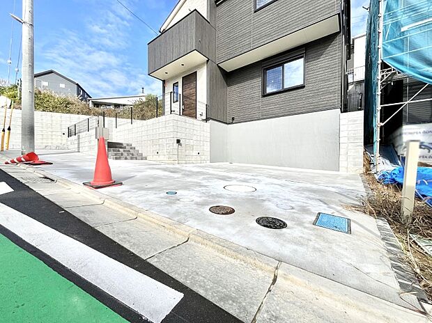 【駐車場】生活に欠かせない駐車スペース。