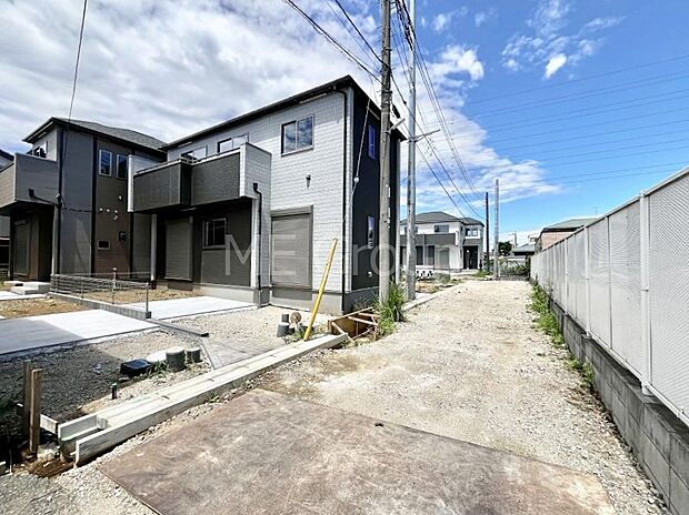 【前面道路含む現地写真】堂々完成!! ここから始まる新生活を応援いたします!