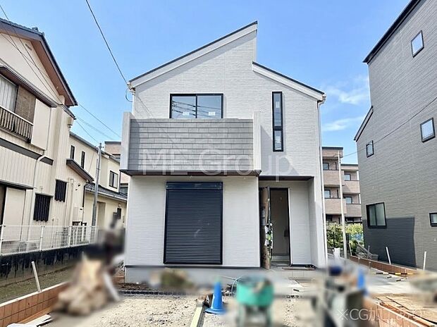 【現地外観写真】たっぷりの陽光と心地よい風が舞い込む住まい