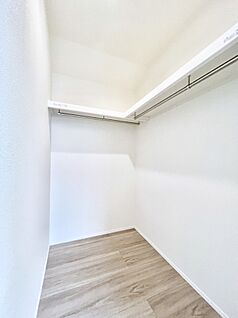 ウォークインクローゼット