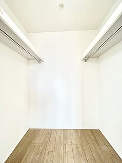 ウォークインクローゼット