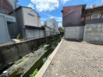 更地