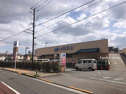 マルフジ昭島市役所通り店 約656m