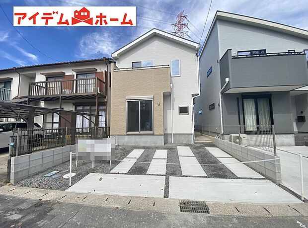 ●○●○2号棟外観写真○●○●
平日の案内も可能です♪
お気軽にお問い合わせください!