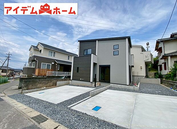 ●○●○1号棟外観写真○●○●
　　　平日の案内も可能です♪
　お気軽にお問い合わせください！
