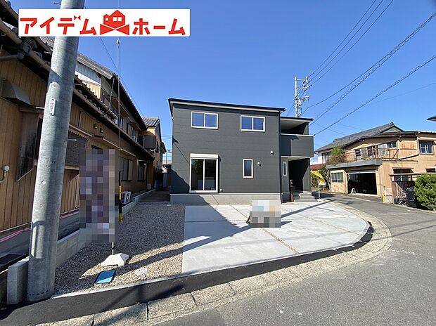 ●○●○1号棟外観写真○●○●
　　　平日の案内も可能です♪
　お気軽にお問い合わせください！