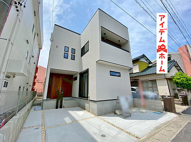 ●○●○1号棟外観写真○●○●
　　　平日の案内も可能です♪
　お気軽にお問い合わせください！