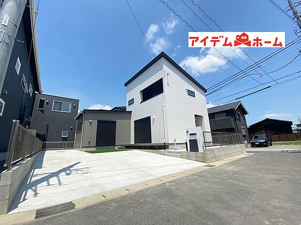 ●○●○A棟外観写真○●○●
平日の案内も可能です♪
お気軽にお問い合わせください!