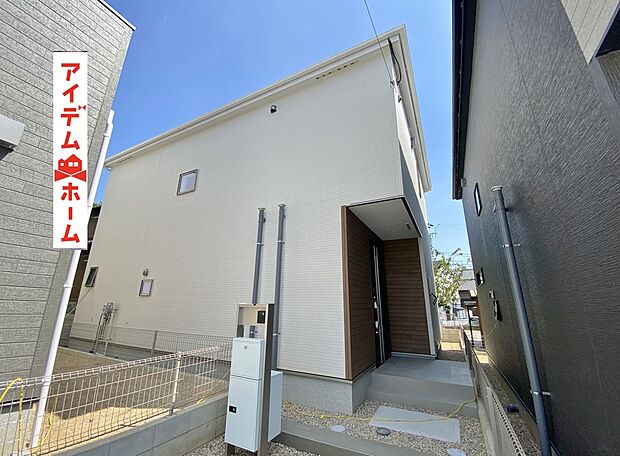 ●○●○2号棟外観写真○●○●
平日の案内も可能です♪
お気軽にお問い合わせください!