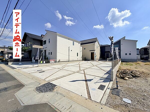 ●○●○全体外観写真○●○●
　　　平日の案内も可能です♪
　お気軽にお問い合わせください！
