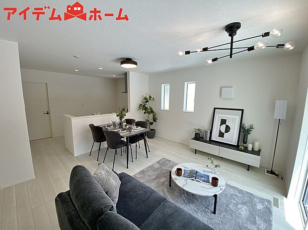 【リビング(1号棟)】