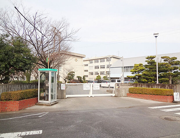 知立市立竜北中学校(約1,164m)