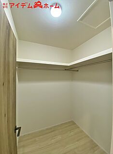 ウォークインクローゼット