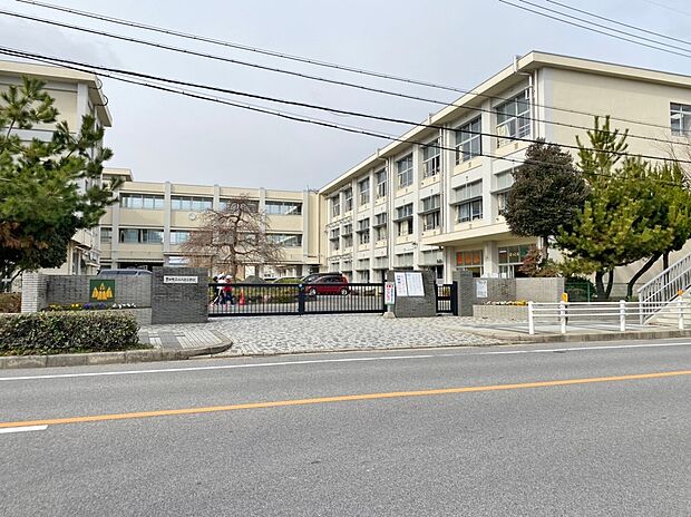 豊田市立山之手小学校(約950m)