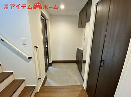 玄関(2号棟)