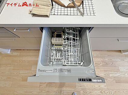 自動食器洗乾燥機