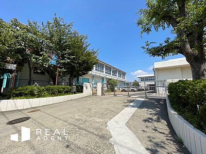 横浜市立新吉田第二小学校 1390ｍ