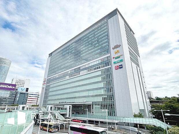 ジーユーキュービックプラザ新横浜店（約1,340m）
