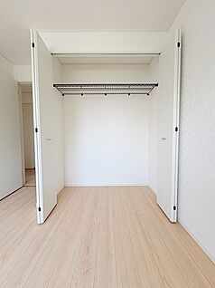 全居室収納付き