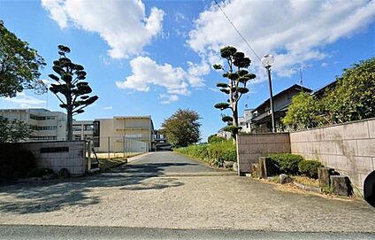 志免町立志免東中学校 500m